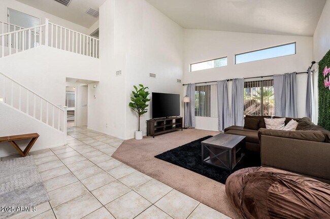 Building Photo - 13604 W Rovey Ave