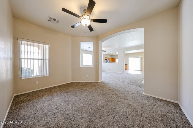 Building Photo - 8442 W Mary Ann Dr