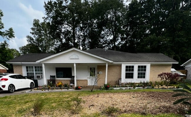 Primary Photo - 1226 State Rd S-8-806