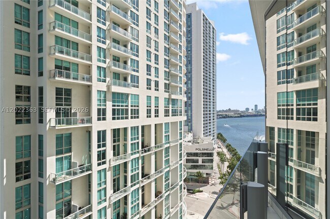Building Photo - 300 Biscayne Blvd