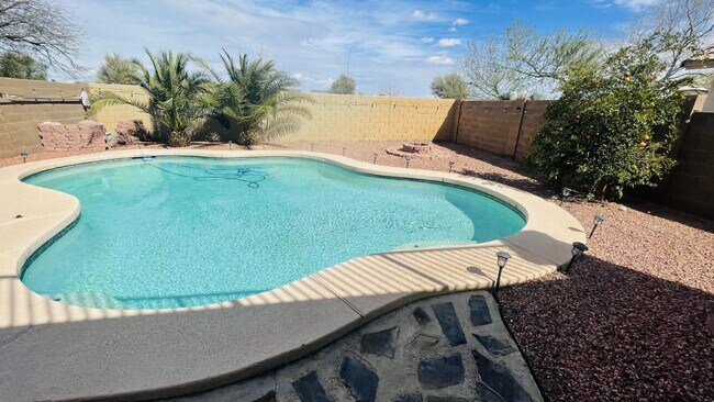 Building Photo - 44970 W Zion Rd