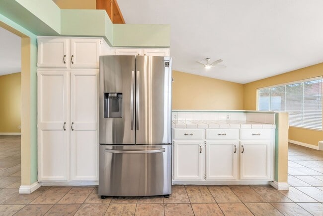 Building Photo - Spacious Single-Story Living with Oversized Lot and Dual Living Areas!