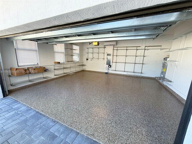 Building Photo - 17410 SW 46th St