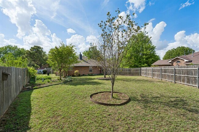Building Photo - 1708 Creekside Ct