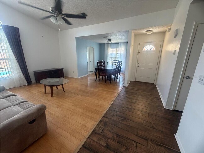 Building Photo - 3141 Arrow Dr