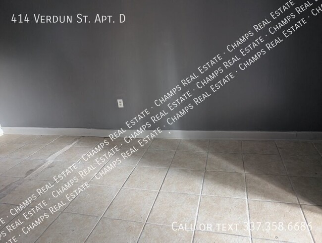 Building Photo - 414 Verdun St