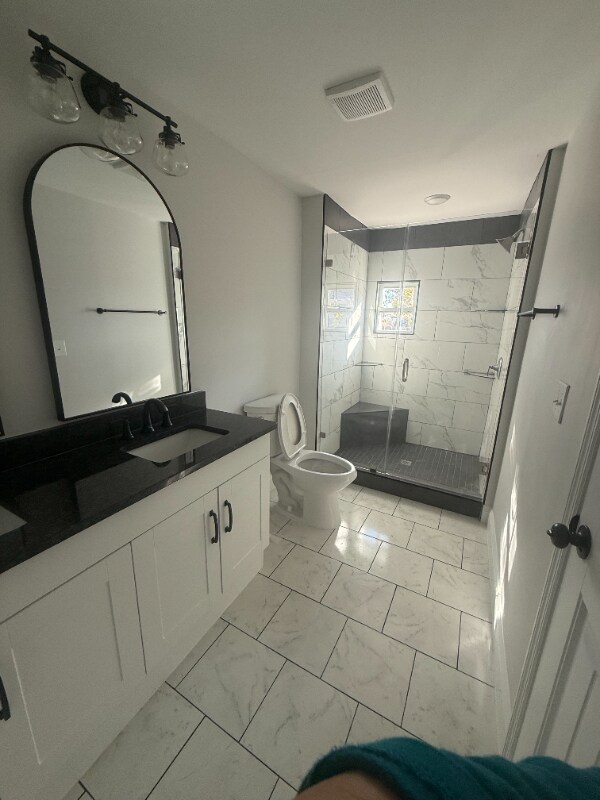 Building Photo - 1621 Thompson St