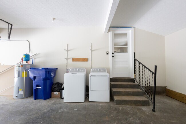 Building Photo - 815 Mount Olivet Girkin Rd