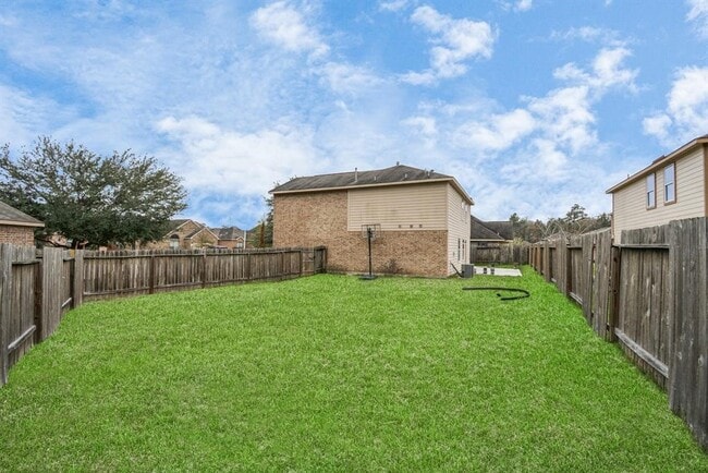 Building Photo - 10208 Wood Fern Ct