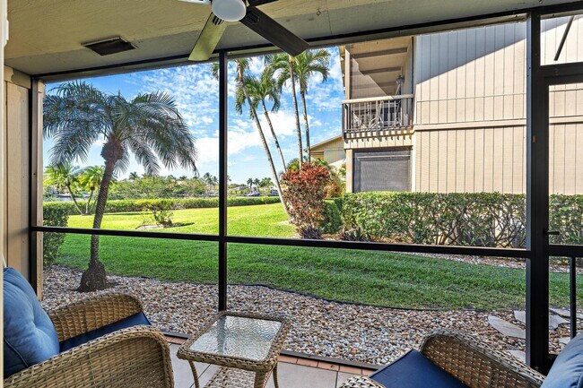 Building Photo - 9170 SE Riverfront Terrace