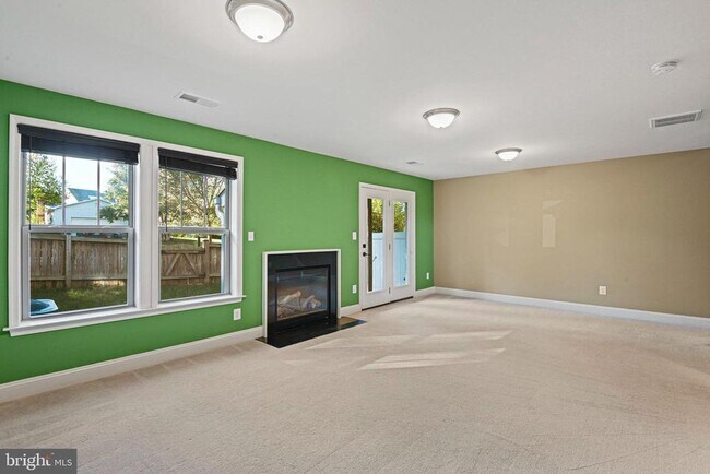 Building Photo - 203 Natural Terrace