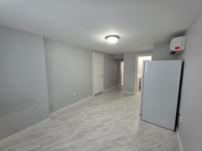 Building Photo - 7388 S Waterway Dr