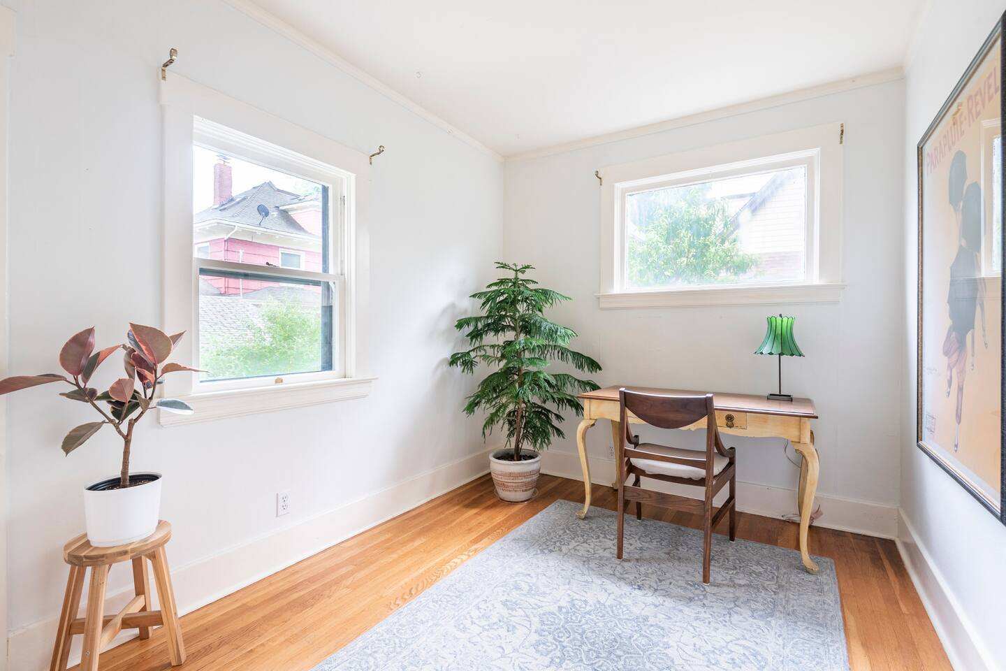 Building Photo - 1320 SE 28th Ave