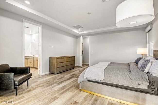 Building Photo - 342 American Dipper St