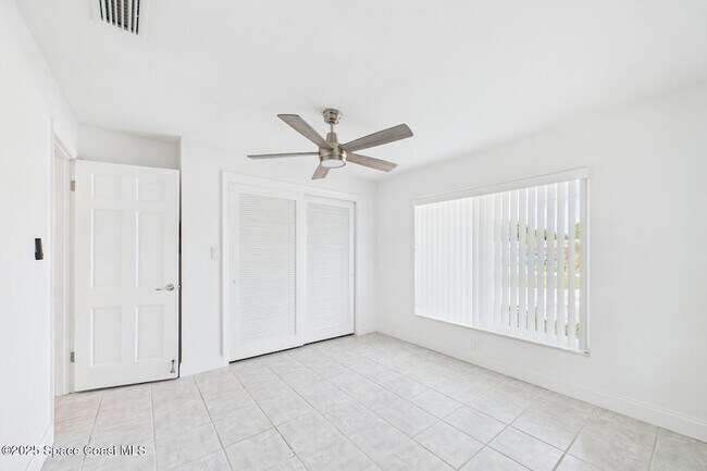 Building Photo - 778 Nassau Rd