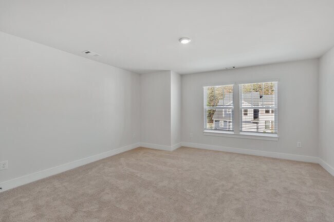 Building Photo - 323 Grange Vly Ln