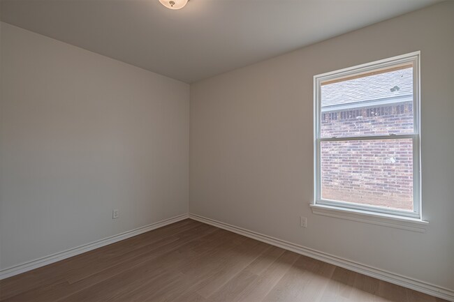 Building Photo - Beautiful 3-Bedroom Home with Modern Finishes in Perry!