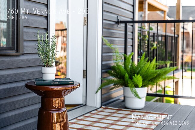 Building Photo - 760 Mt Vernon Ave