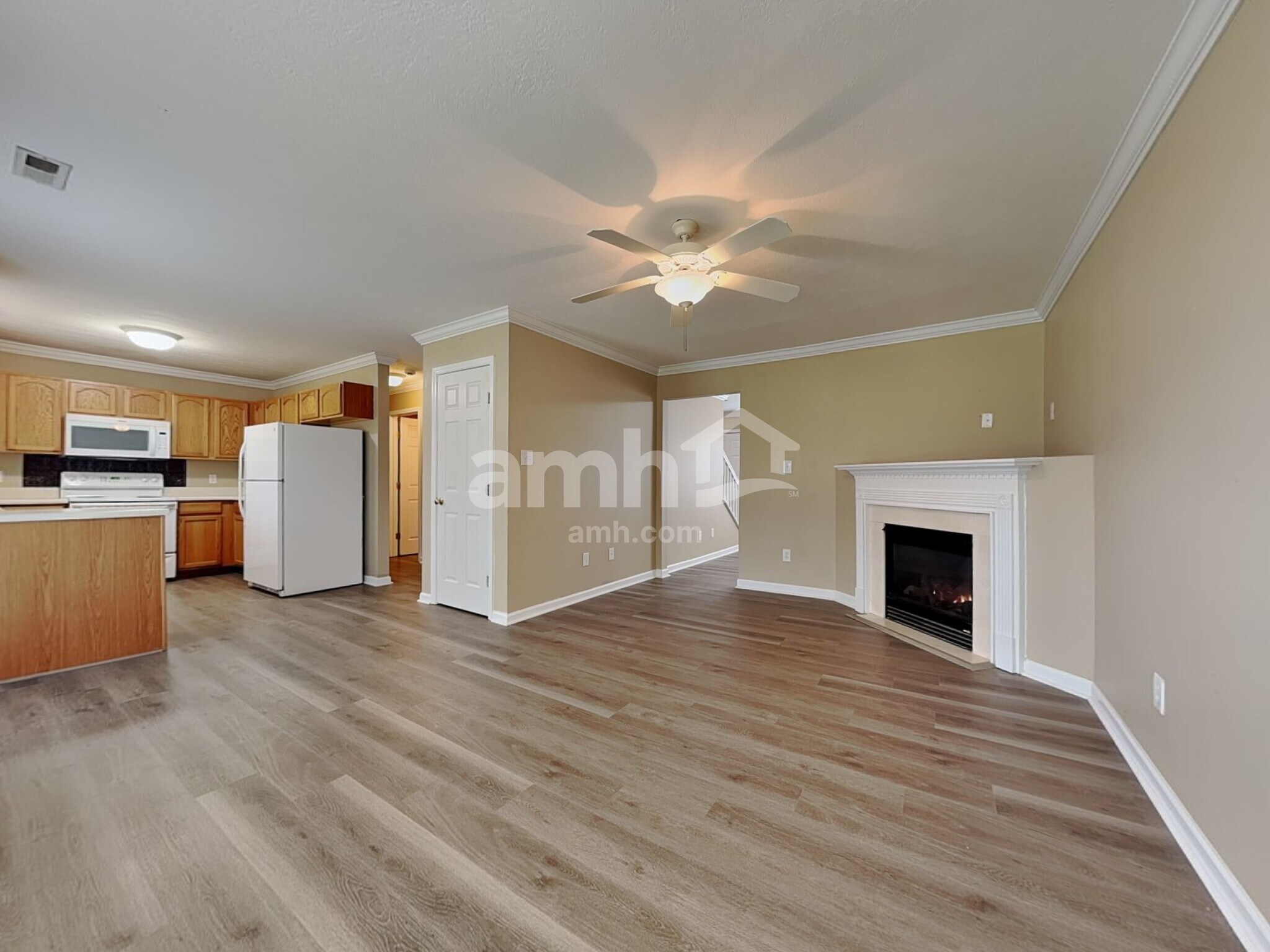 Building Photo - 2233 Cartmill Dr