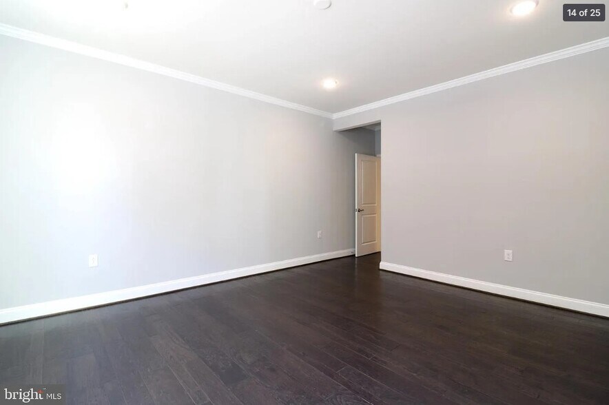 Building Photo - 23631 Havelock Walk Ter