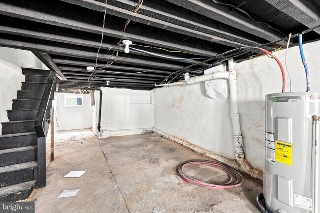 Building Photo - 2435 Fitzgerald St