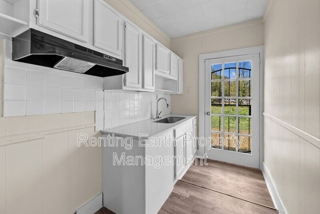 Building Photo - 4632 Ave U