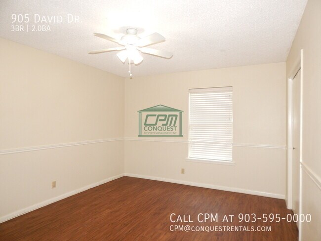 Building Photo - 905 David Dr