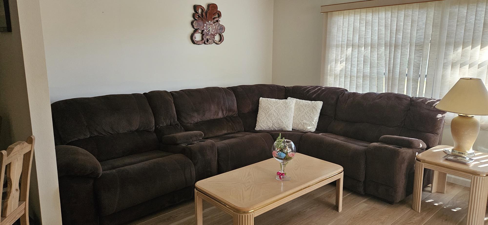 Building Photo - 6215 Green View Cir