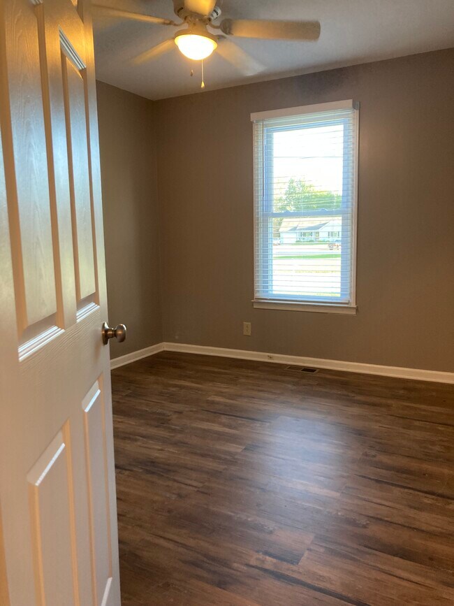 Building Photo - 1238 Marla Dr