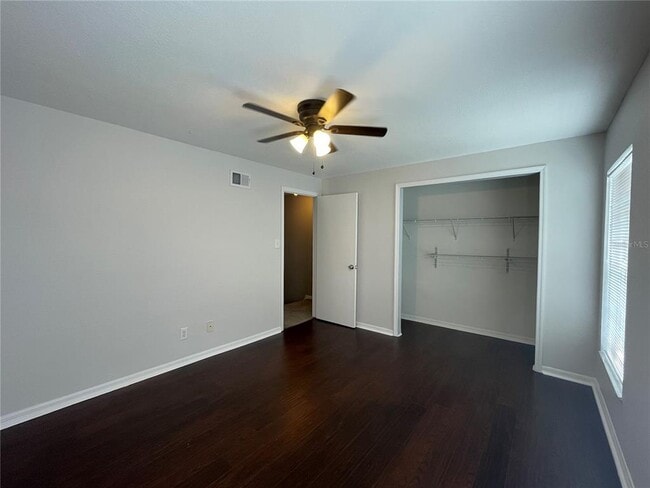 Building Photo - 13543 Embassy Park Ct
