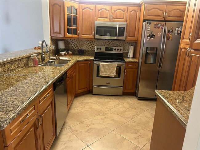 Building Photo - 277 SW 159th Terrace