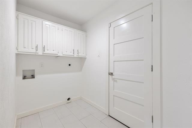 Building Photo - 15751 Mapleview Cir