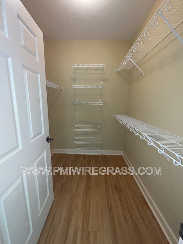 Building Photo - 306 Hidden Creek Cir