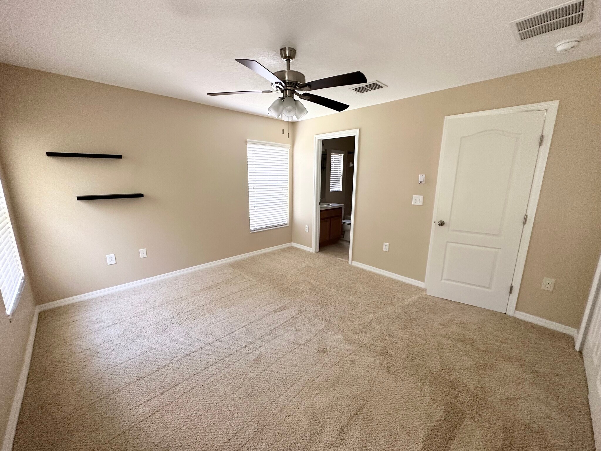 Building Photo - 4244 Birch Pond Loop