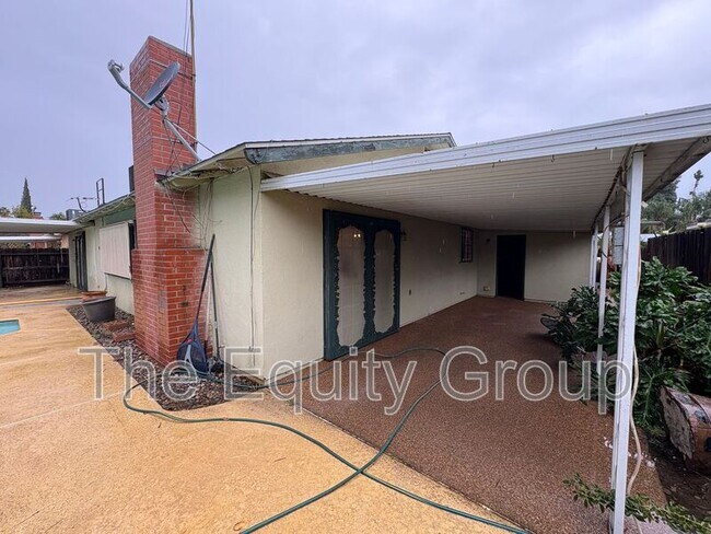 Building Photo - 1439 W Evans Ave