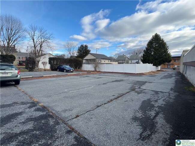 Building Photo - 11 S Main St