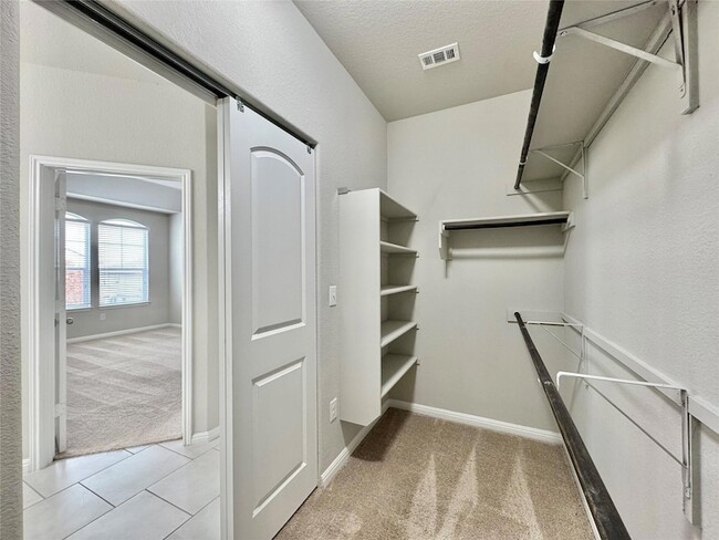 Building Photo - 113 Homily Dr