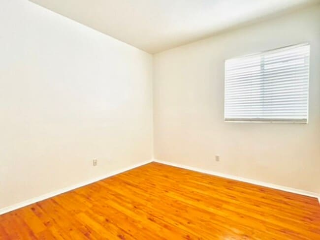 Building Photo - MOVE-IN READY RENTAL – AVAILABLE NOW!