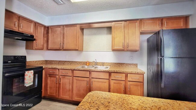 Building Photo - 1353 Westover St