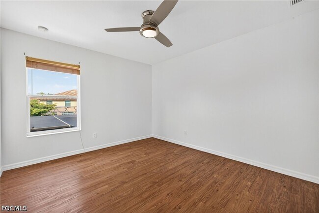 Building Photo - 2858 Via Campania St