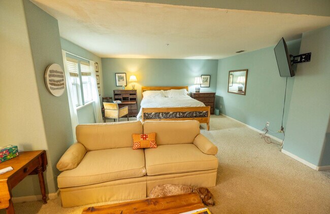 Building Photo - 115 Maybeck St