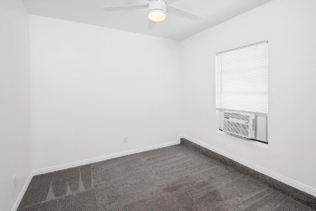 Building Photo - Charming 1 Bedroom, 1 Bathroom Apartment