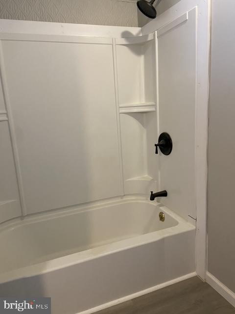 Building Photo - 19 W Main St