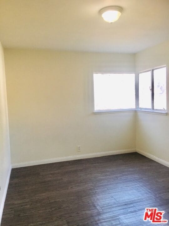 Building Photo - 10231 Darby Ave