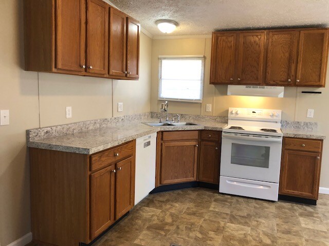 Building Photo - 4105 E and K Dr