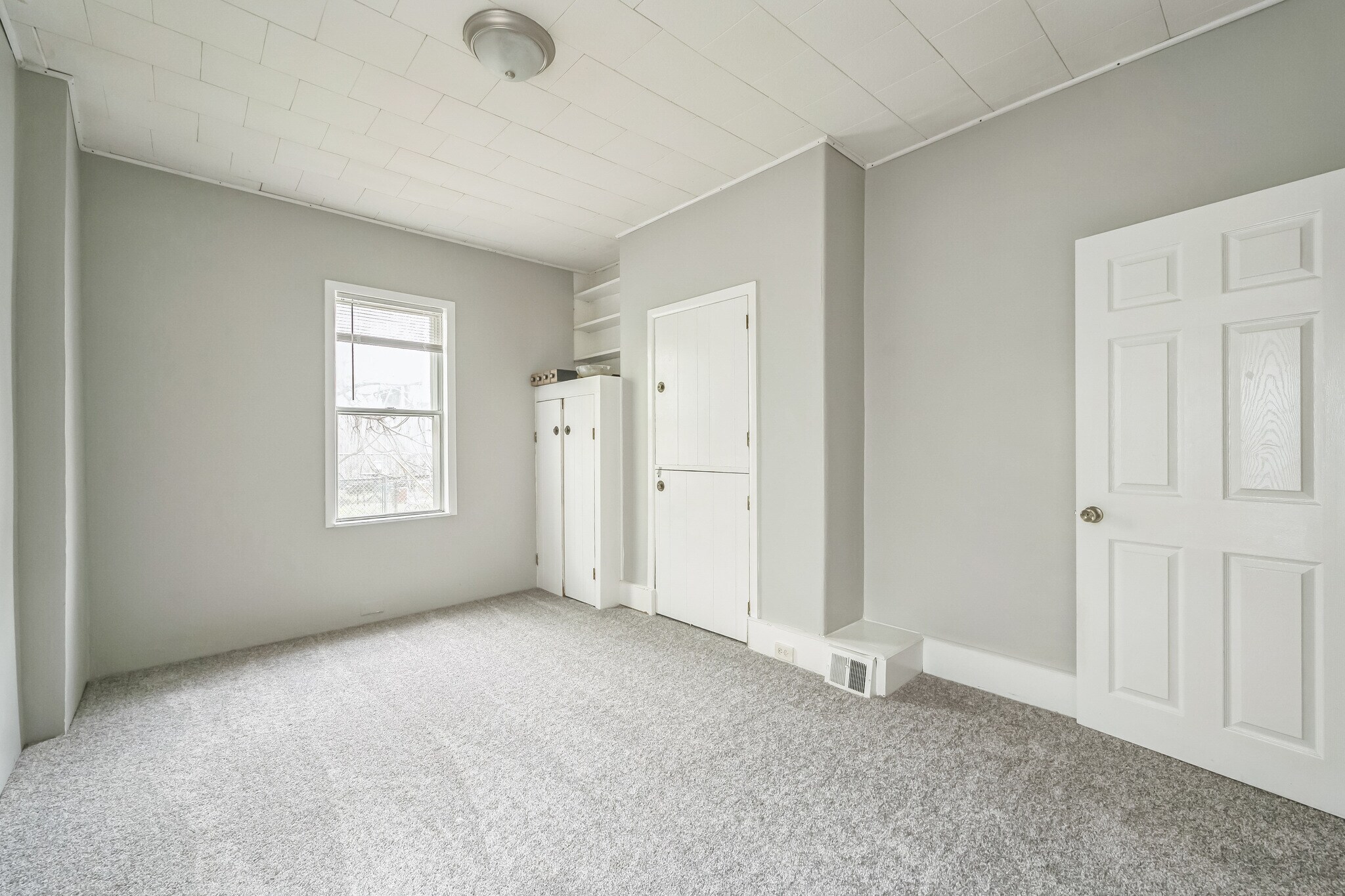 Building Photo - 3943 Terrace St