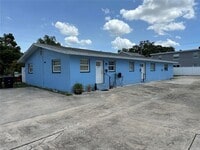 Building Photo - 1485 Drew St