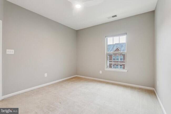 Building Photo - 6425 Alan Linton Blvd E