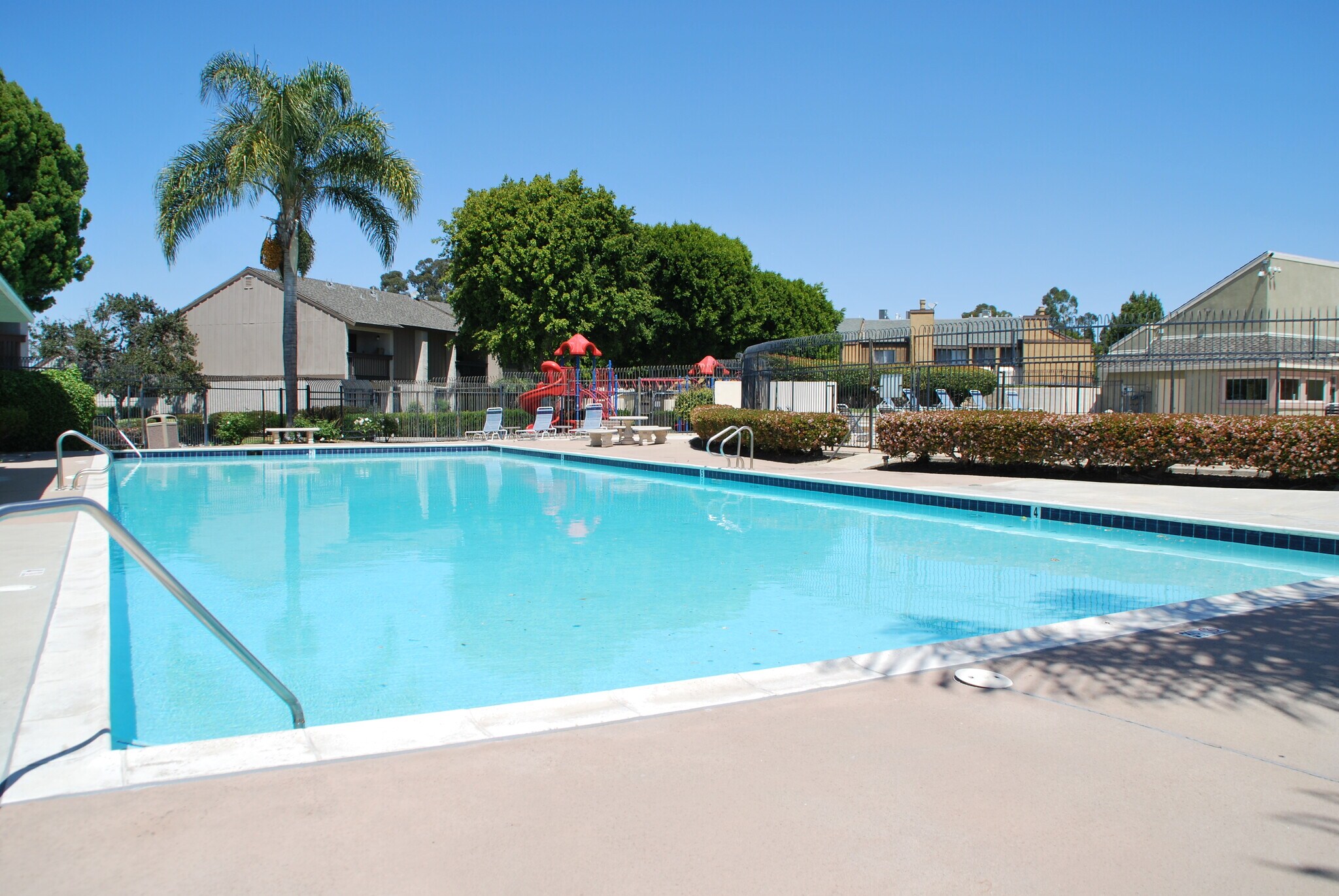 Building Photo - 1429 W Cerritos Ave