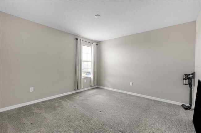 Building Photo - 5149 White Chicory Dr